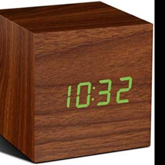 (NEW) MOMA store Cube Click Desktop Clock - Picture 2 of 2